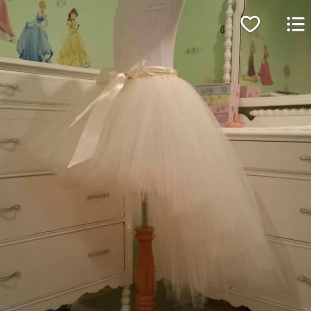 Hi low tutu size L/XL